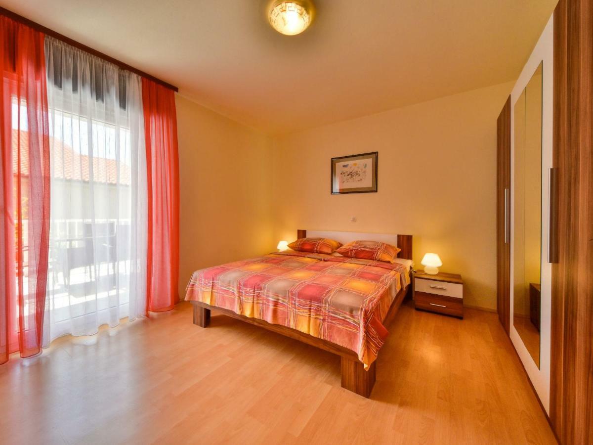 Apartment Fani-2 By Interhome Banjol ภายนอก รูปภาพ